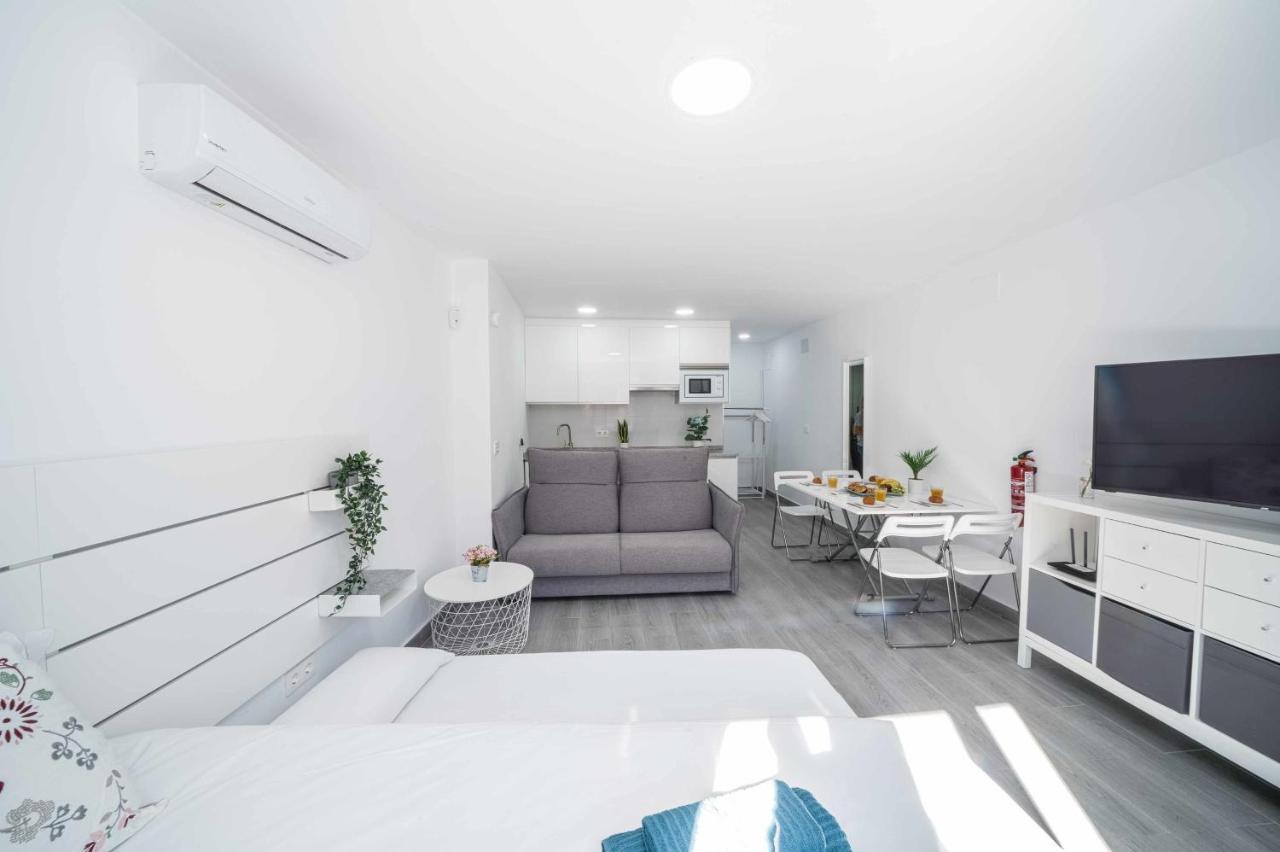 Balneario Pedregalejo Loft A Apartment Malaga Ngoại thất bức ảnh